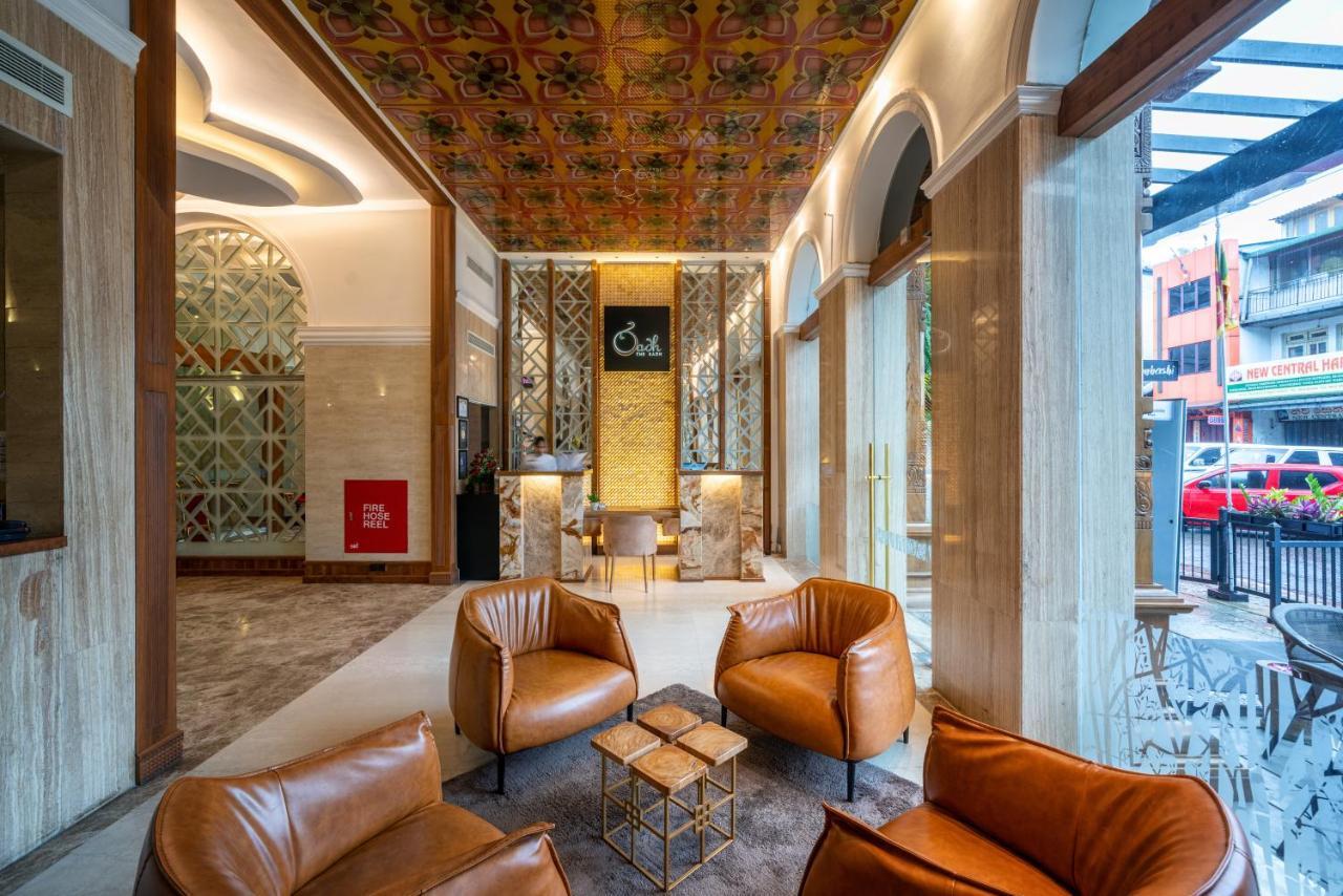 The Radh Hotel Канди Екстериор снимка